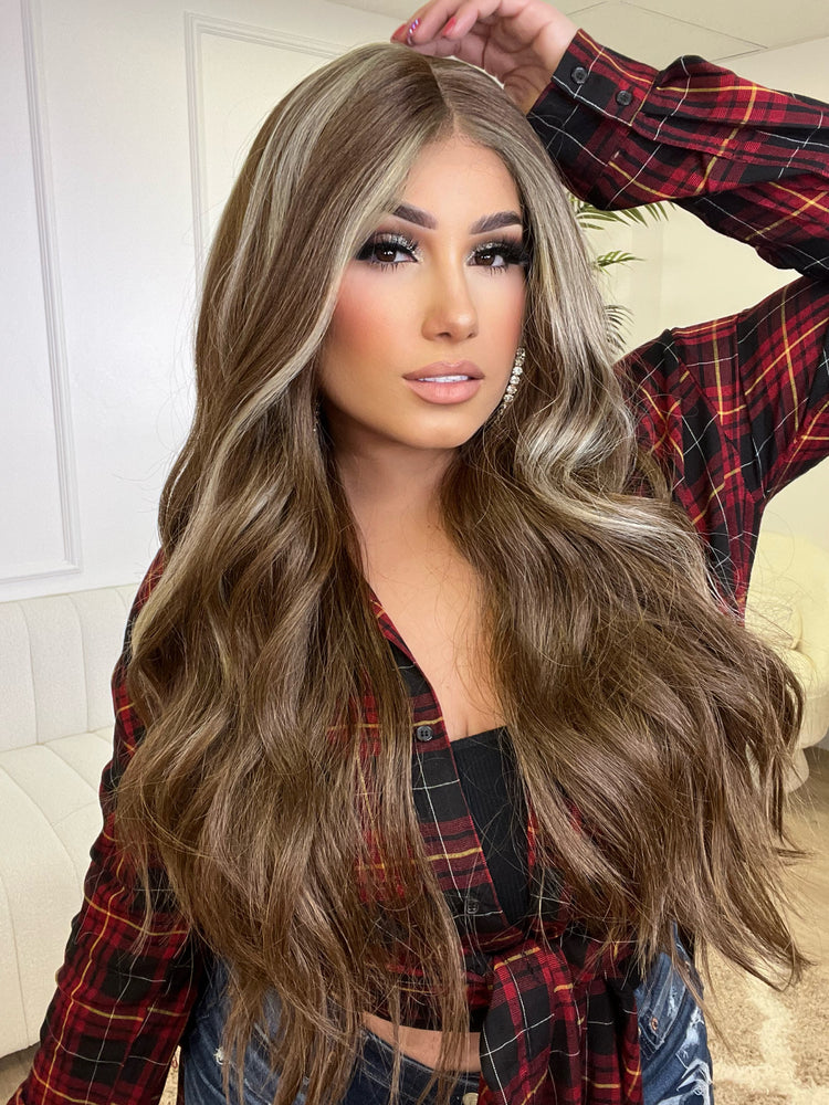 Pradera Lace Front Wig *