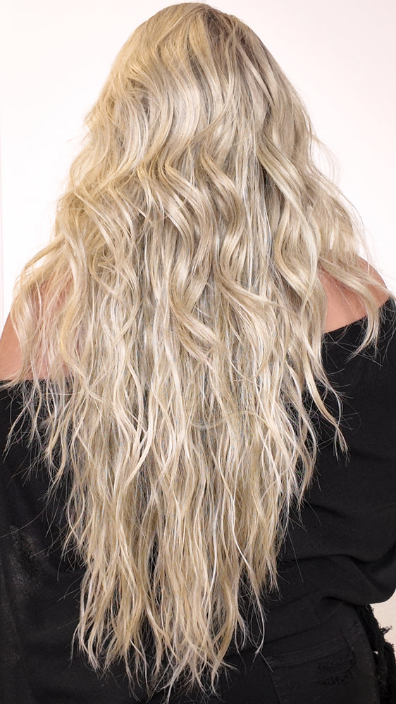 Shaker Lace Front Wig (Free Part) (hints of green) *