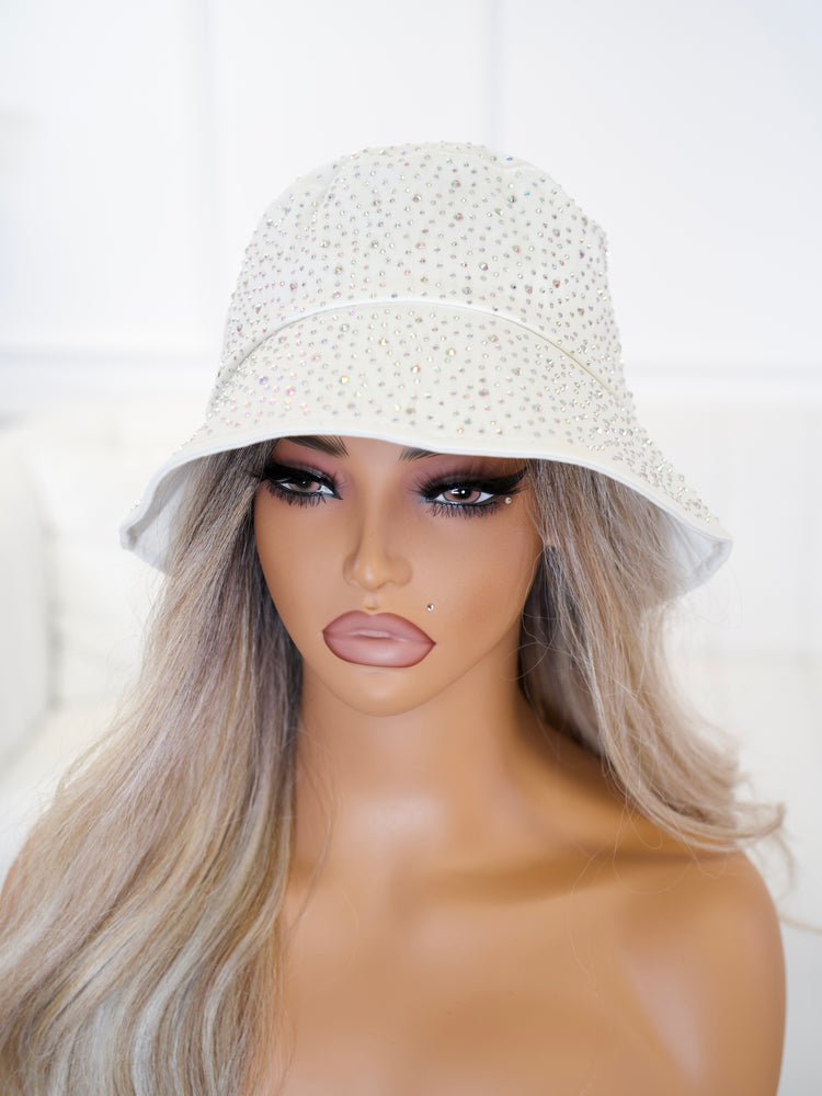 White Super Bling Bucket Hat BB668