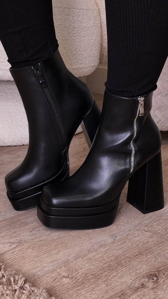 Black Platform Boots SH38