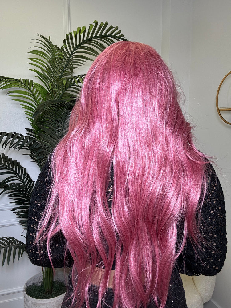 Felitas Lace Front Wig (Free Part)