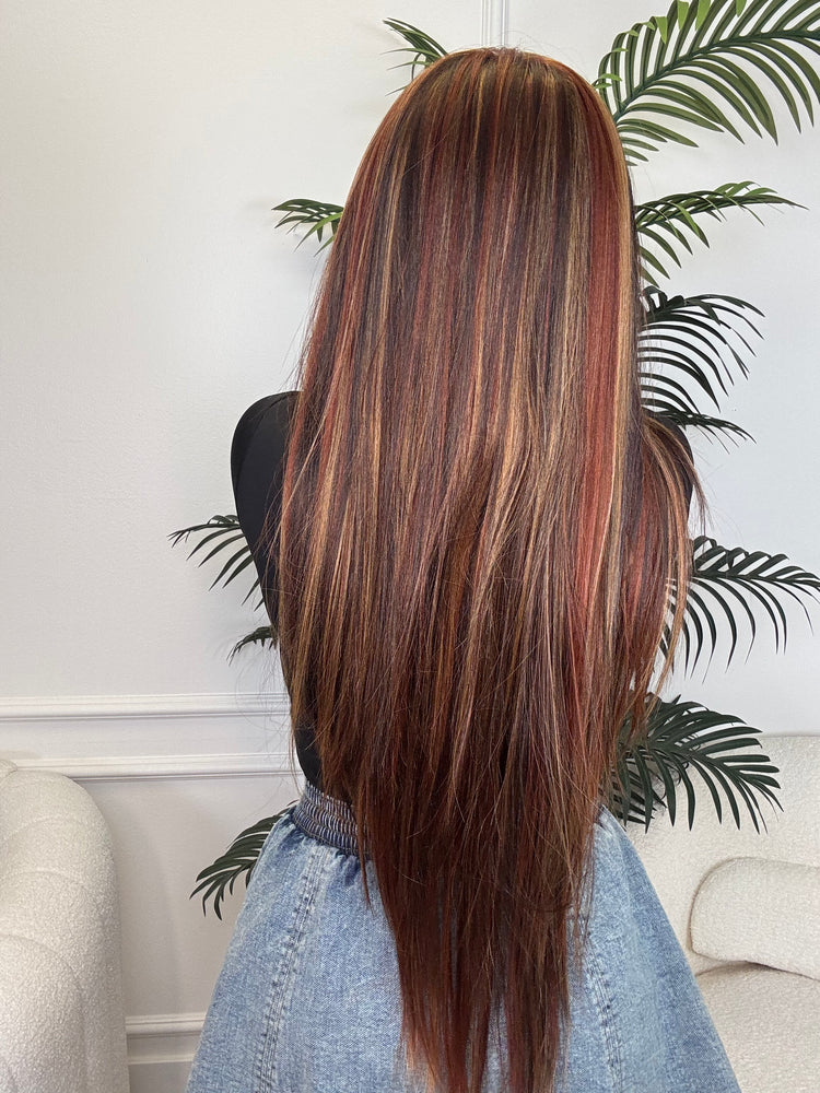 Bernal Lace Front Wig (Free Part)