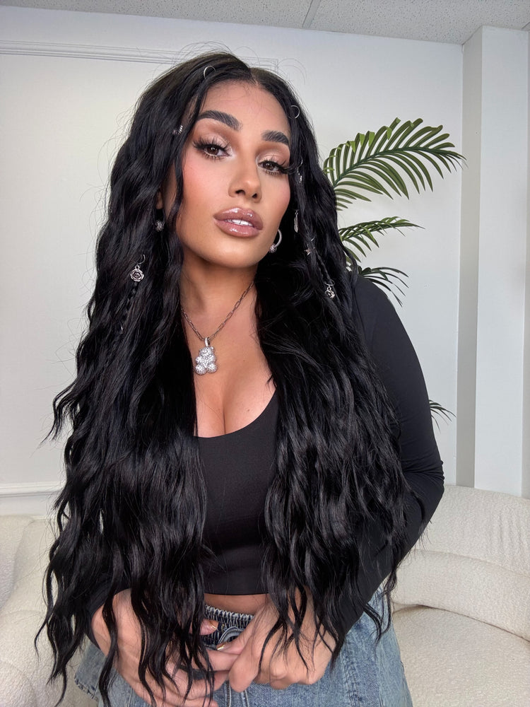 Magallanes Lace Front Wig