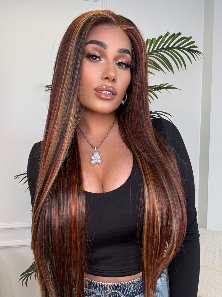 Bernal Lace Front Wig (Free Part)