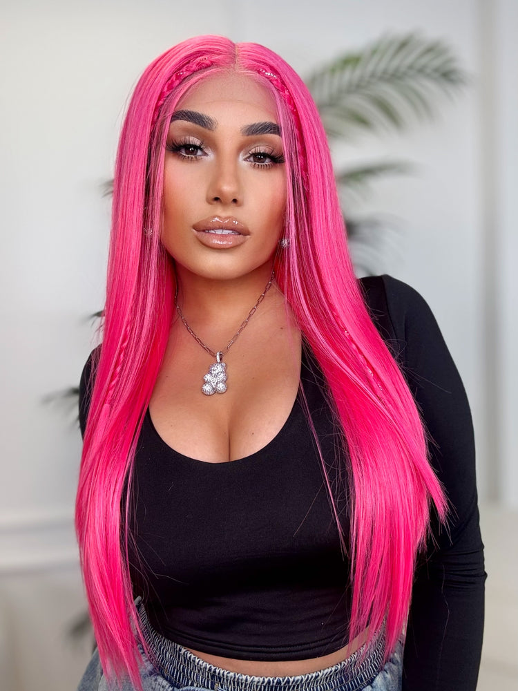 Temora Lace Front Wig