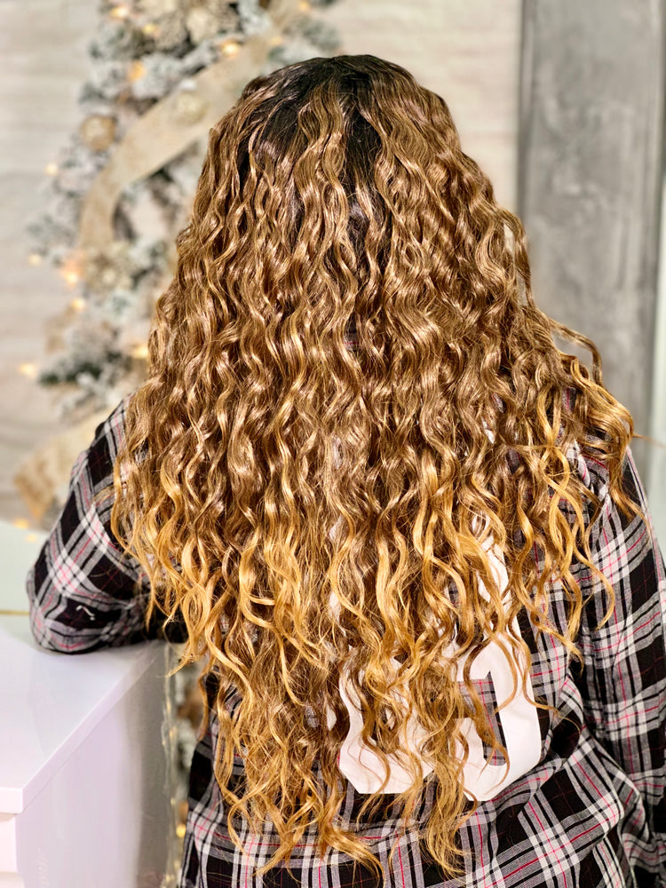 Directa Lace Front Wig